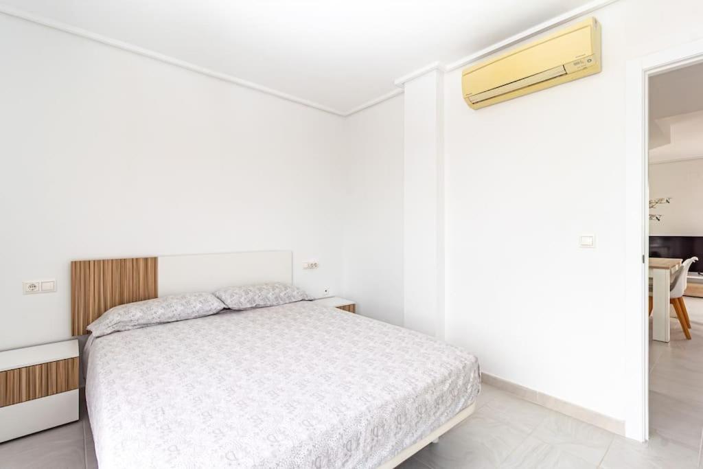 Atico Con Terraza Y Piscina Apartman Peñíscola Kültér fotó